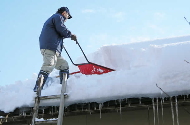 石川片付け110番の屋根の雪下ろしサービス